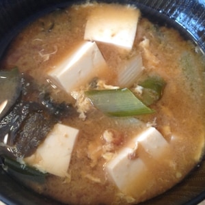 焼き長葱と豆腐・わかめの味噌汁